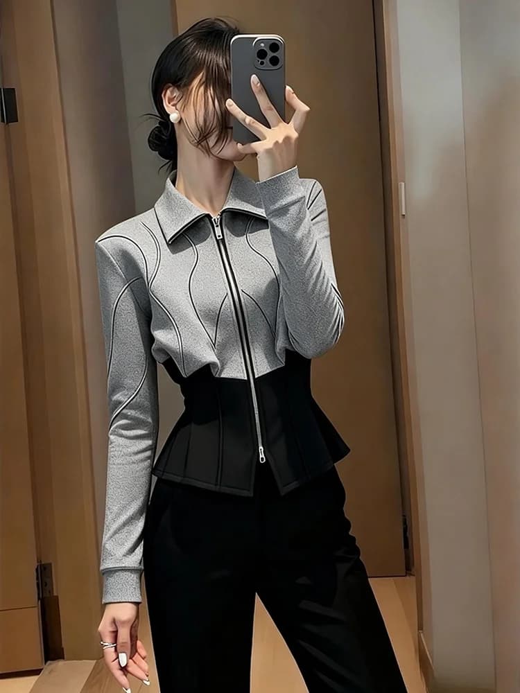 Giacca Corta con Cappuccio Grigia con Inserti Primavera 2026 da Donna, Top Unico di Alta Gamma con Cintura in Vita, Stile alla Moda per il Pendolarismo, Manica Lunga