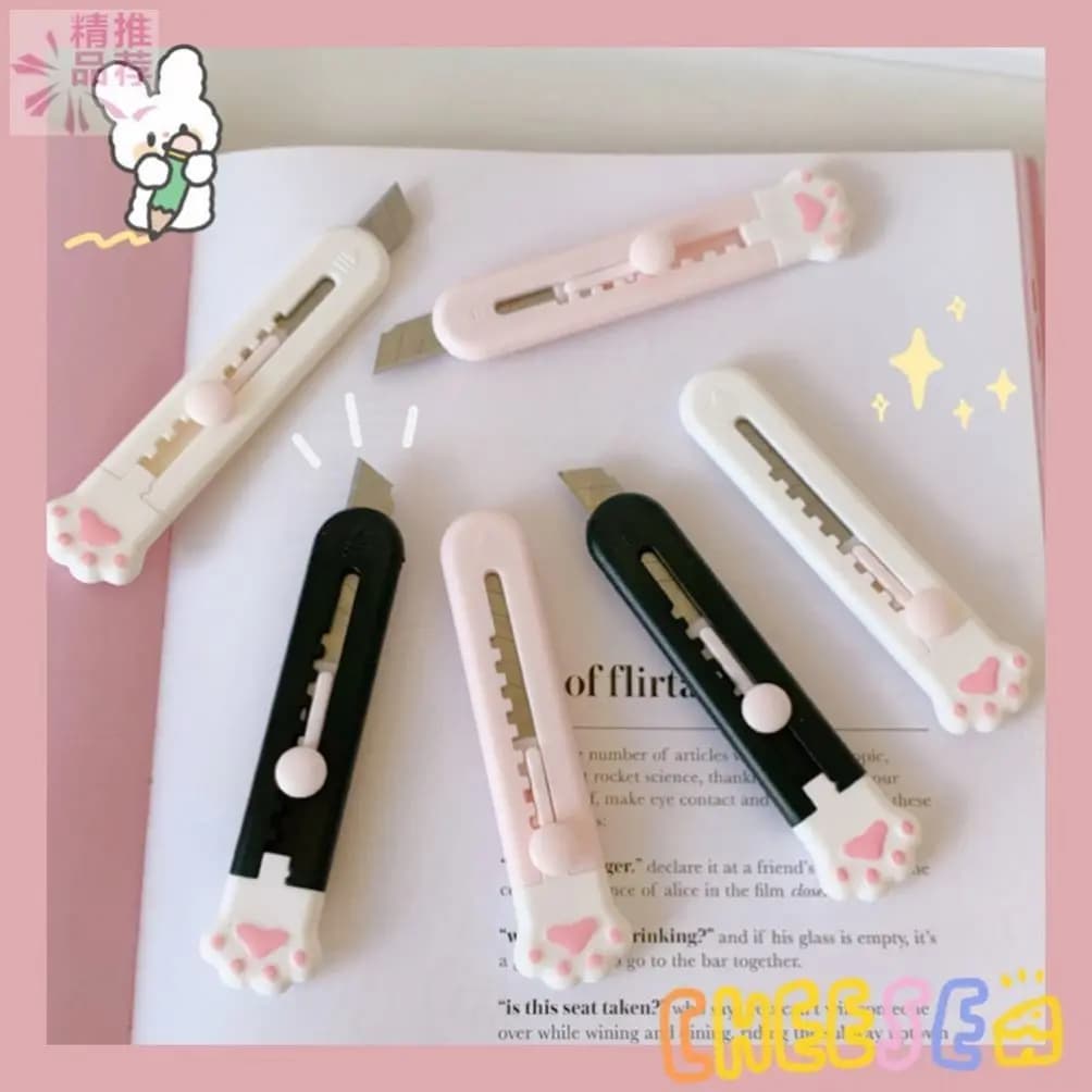 Kawaii Mini Pocket Cat Paw Art Utility Knife Express Box Knife Cardboard Handmade packaging Rechargeable blade Chancellery Large sale