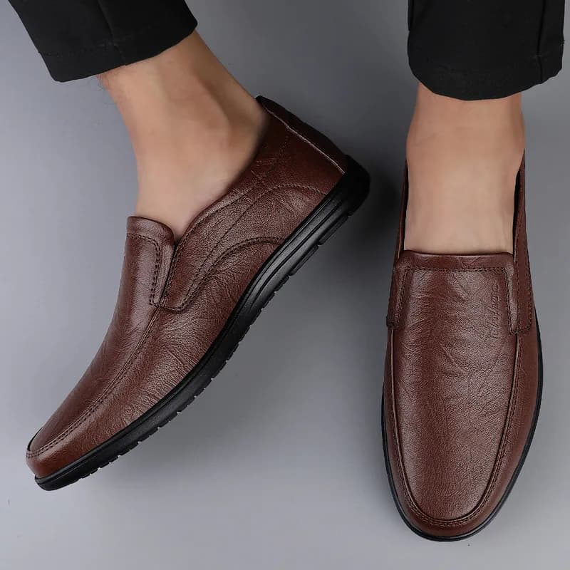 Men's Casual Shoes Hand Made in Vera Leather, Moccassini Comfortable and Breathable for Outer