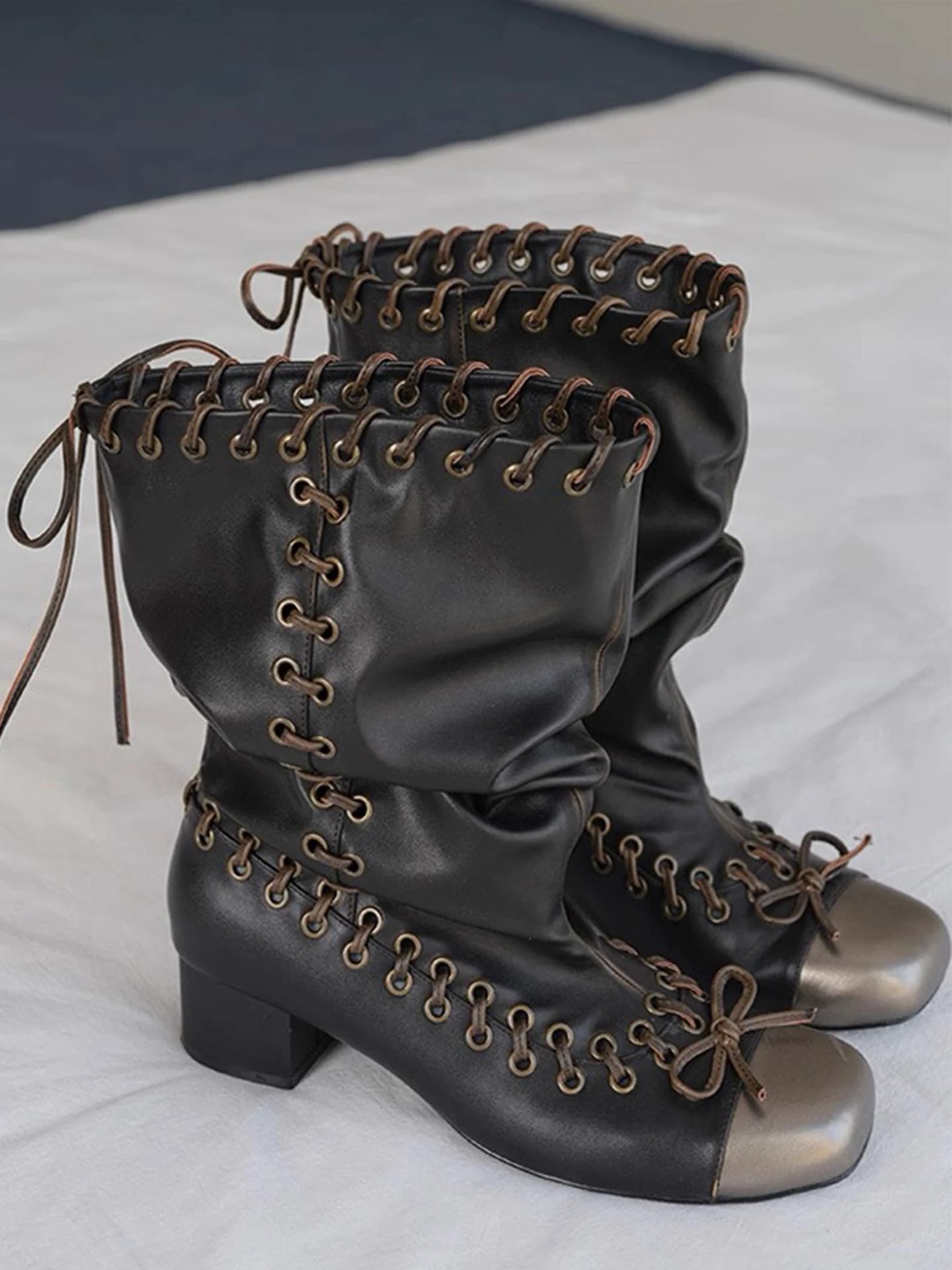 Retro Square Head Knot Tied Motorcycle Boots Women's Fashion Pleated Booties Street Style High Heel Comfortable All Season