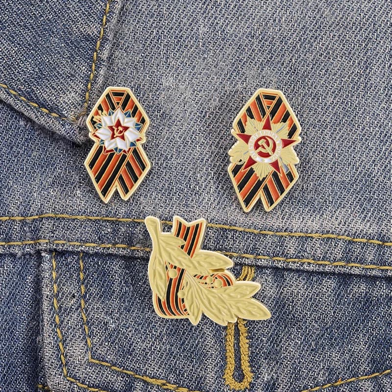 Creative Soviet Union Russian Flag Victory Day Saint George's Ribbon Wheat Ear Brooch Metal Badge Souvenir Badges Metal Pines