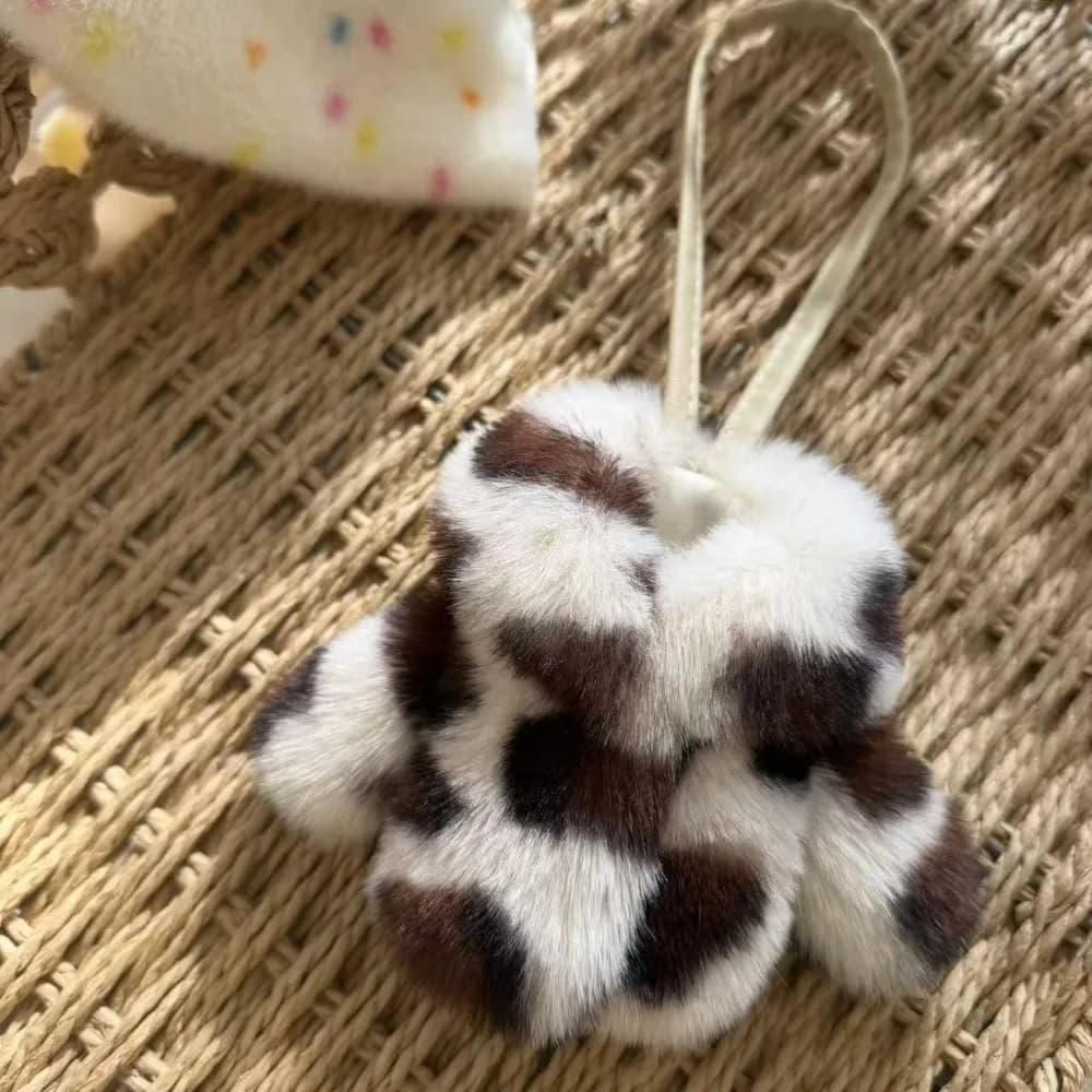 Portachiavi Multifunzione in Finta Pelliccia di Coniglio per Ragazze, Ciondolo Morbido a Forma di Vestito, Piccolo e Soffice, Charm per Borsa, Regalo