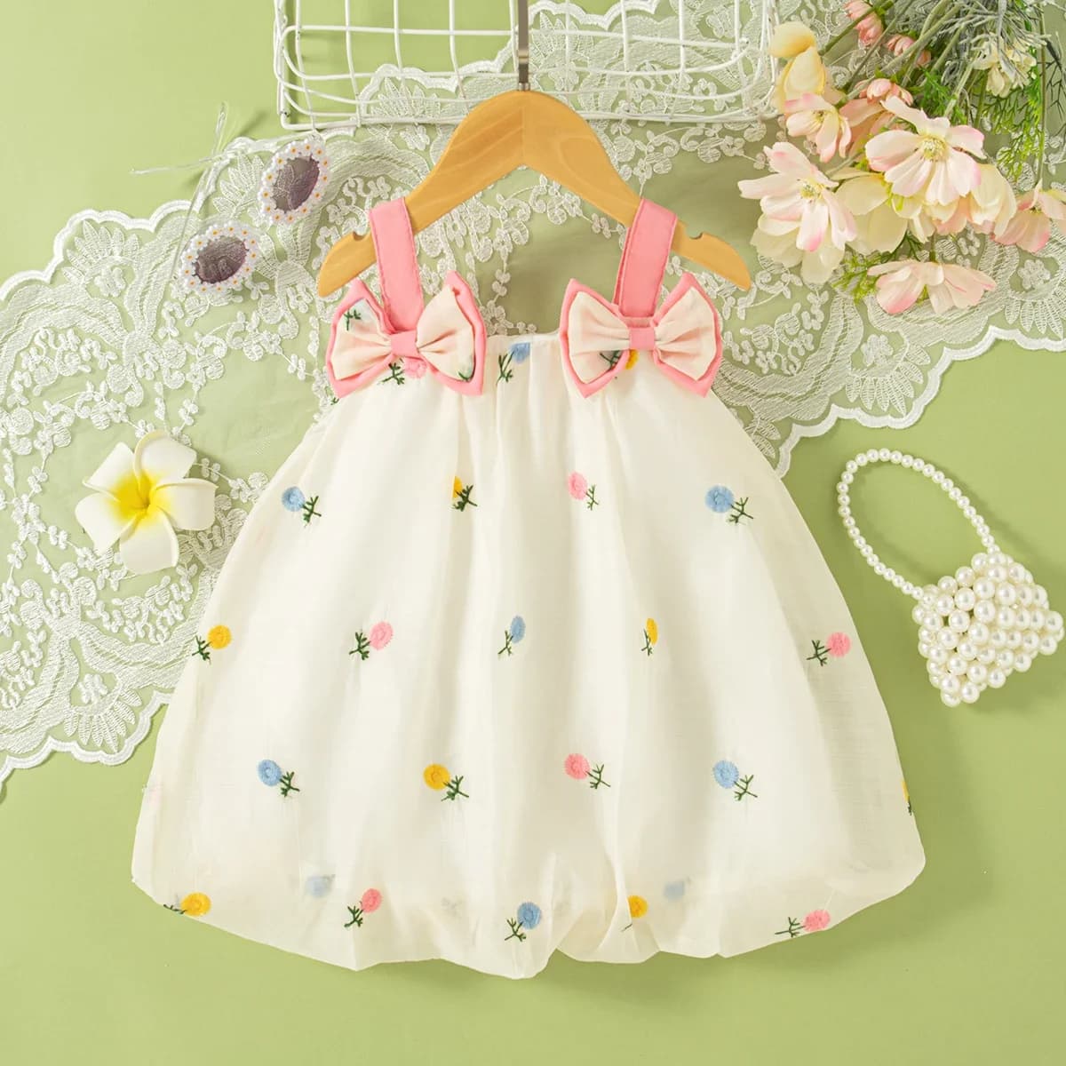 (Ragazze 0-3 anni) Nuovo vestito da neonata Abito estivo da principessa dolce con ricamo floreale con maniche a sbuffo e fiocco