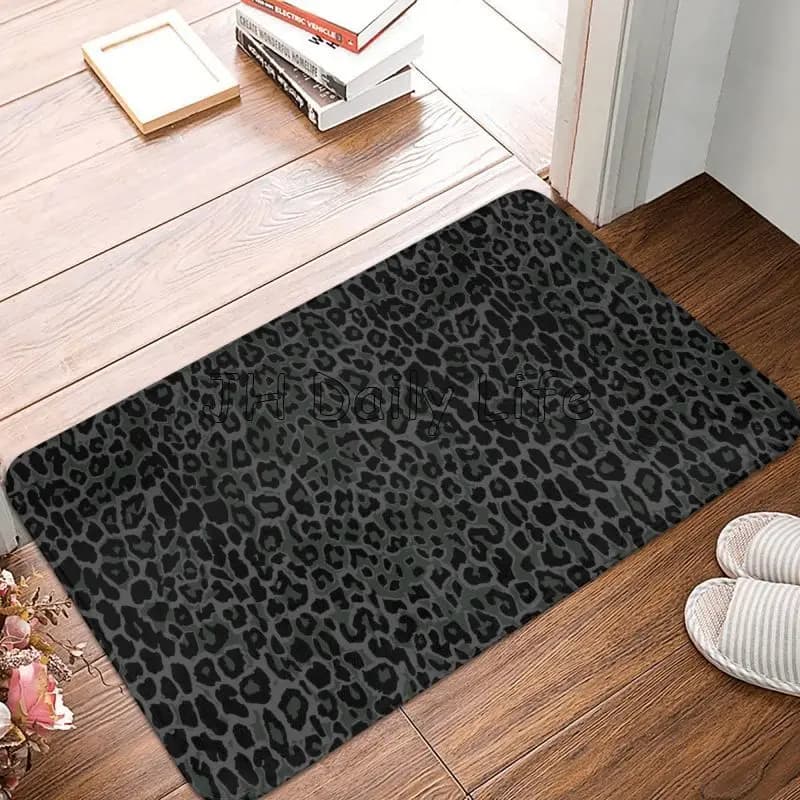 Zerbino con stampa leopardata nera Decorazione per tappeti per interni domestici Tappeto morbido antiscivolo per soggiorno Tappeto per camera da letto Porta d'ingresso