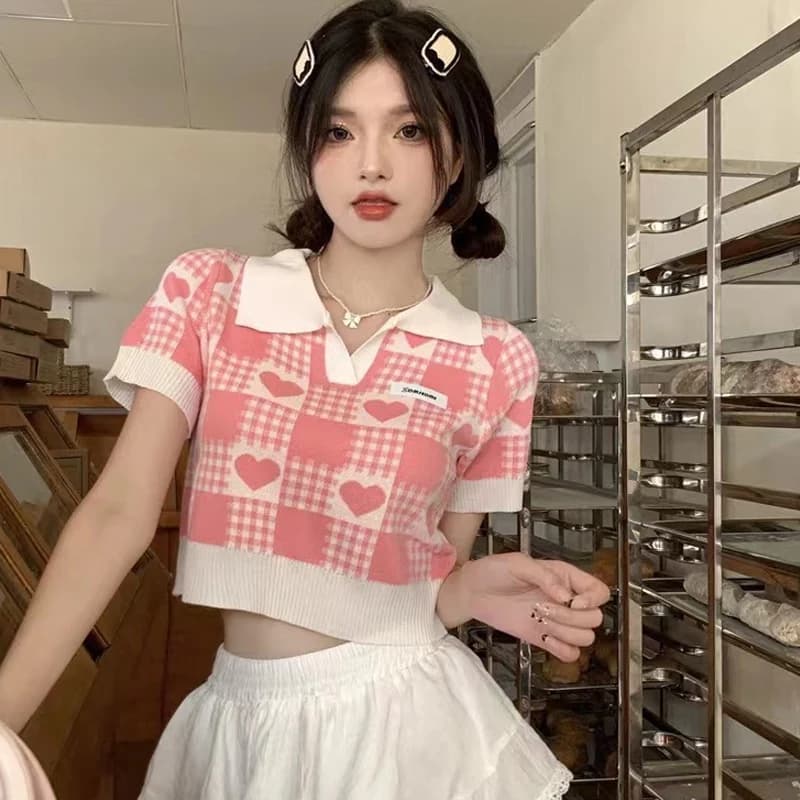 T-shirt coreana lavorata a maglia sottile dolce colletto rovesciato scozzese amore grafico stile preppy pullover top estivi da donna