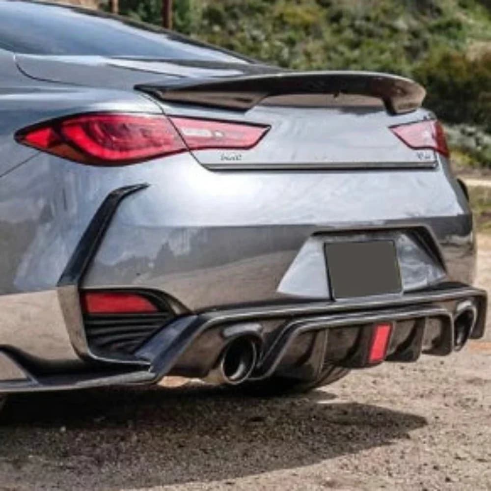 Rear bumper lip diffuser in carbon fiber type V for Infiniti Q60 CV37 from 2017 on