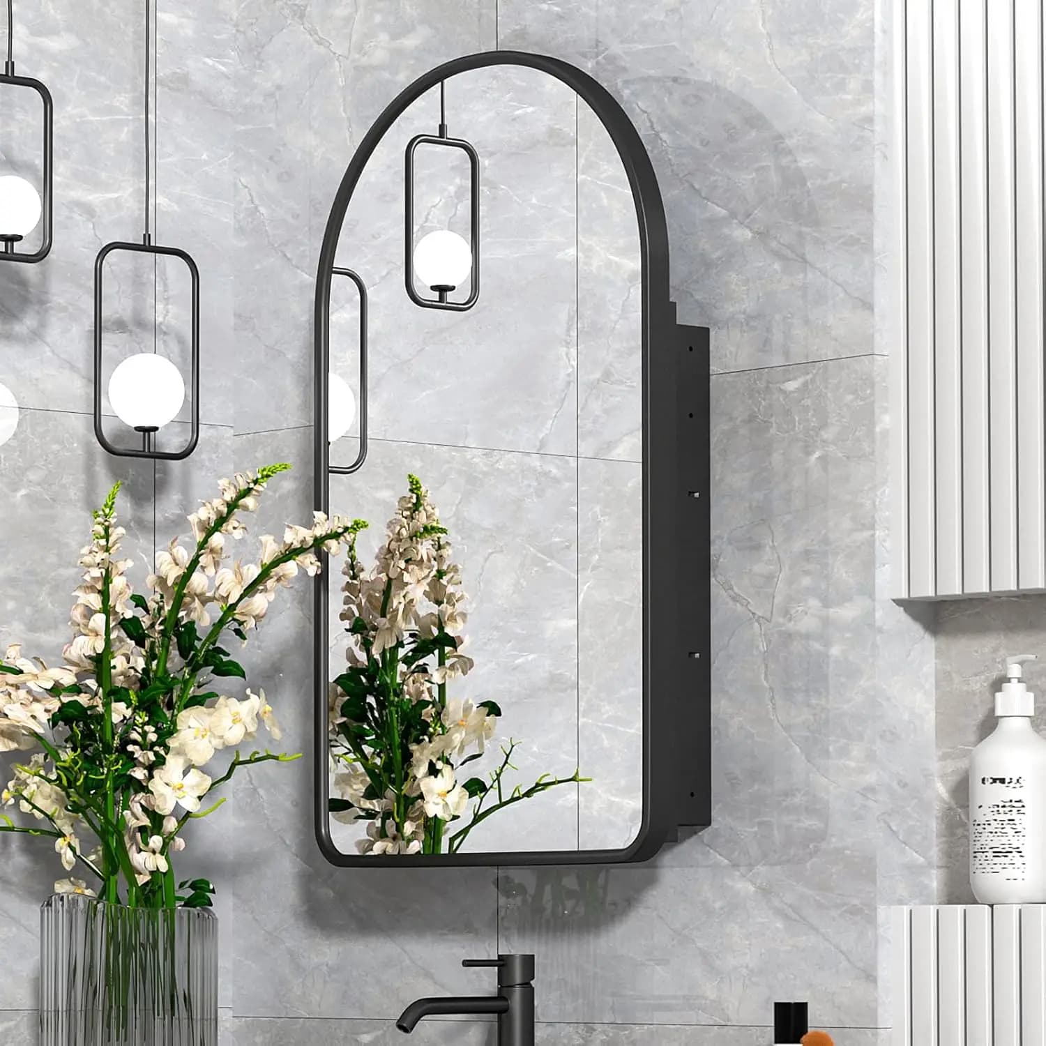Specchio Armadietto Farmacia Nero Curvo 20x31 Pollici da Incasso per Bagno con Ripiani Regolabili, Personalizzabile