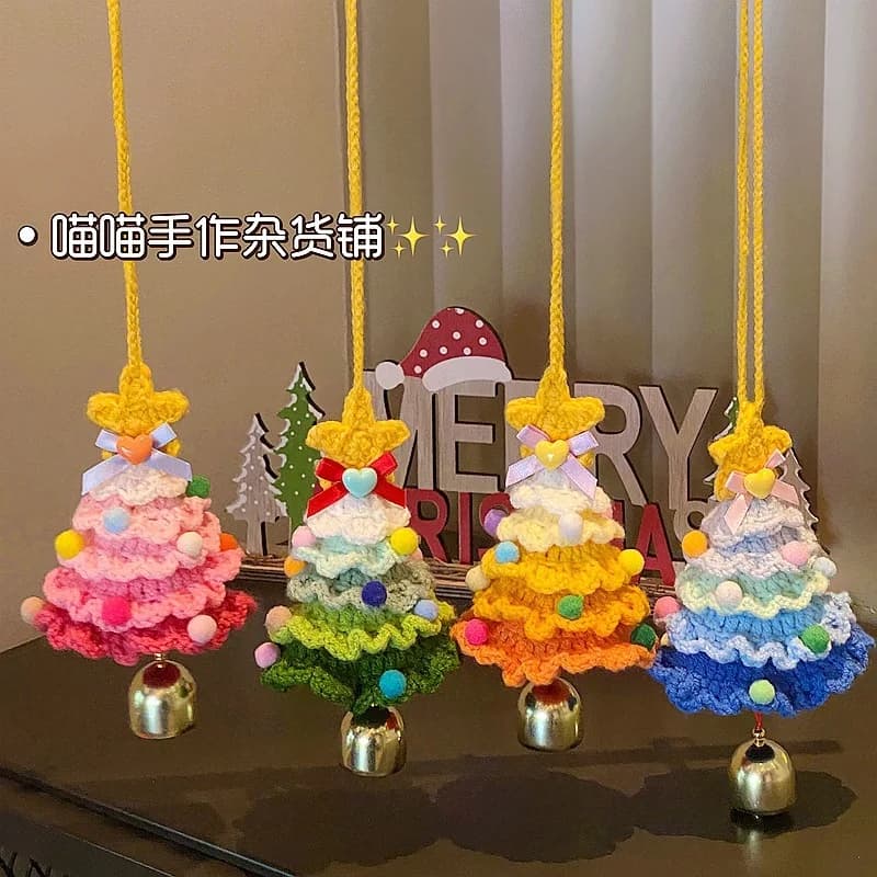 Christmas Tress Handmade Keychain Crochet Small Pendant Decoration to Hang Christmas Tree