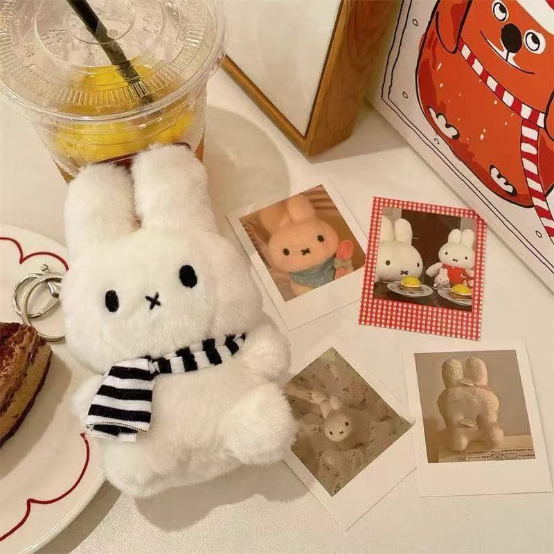 Portachiavi Miffy: Bambola Cartone Animato Coniglio, Design Creativo e Carino, Decorazione per Zaino Studenti, Regalo di Compleanno