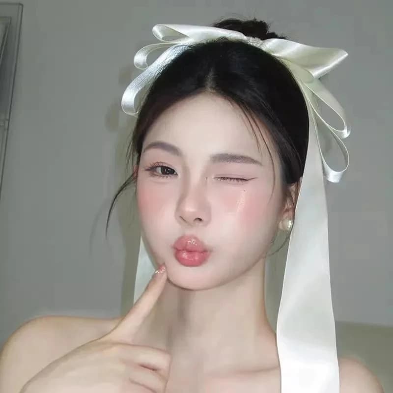 Fashionable hair clip for women Hair clip with extra long bow French hair clip Girly Accessories Hairband Kawaii sweet style