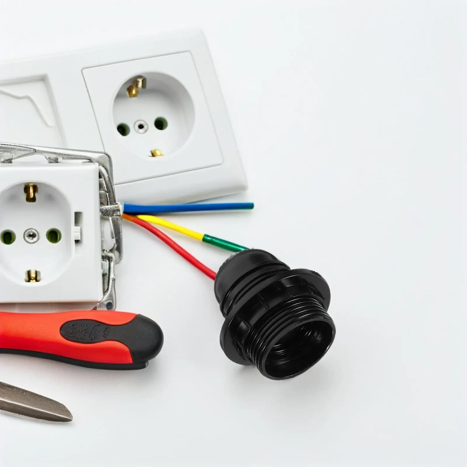 2 Pezzi Portalampada E27 Nero con Base a Vite Isolata, Anello Standard per Portalampada, Ricambio per Illuminazione Casa e Ufficio