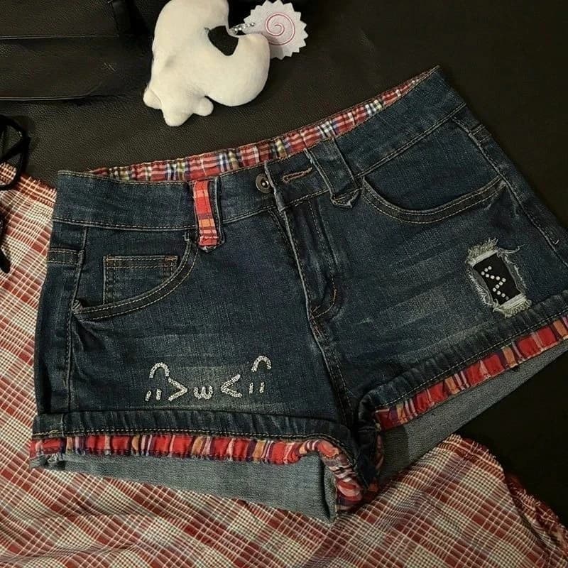 Women's Vintage Court Jeans, Low Life Casual, Denim Distressed, Adherents, Y2K Style, Kawaii Streetwear Retro con Bottoni, Patchwork Estivo