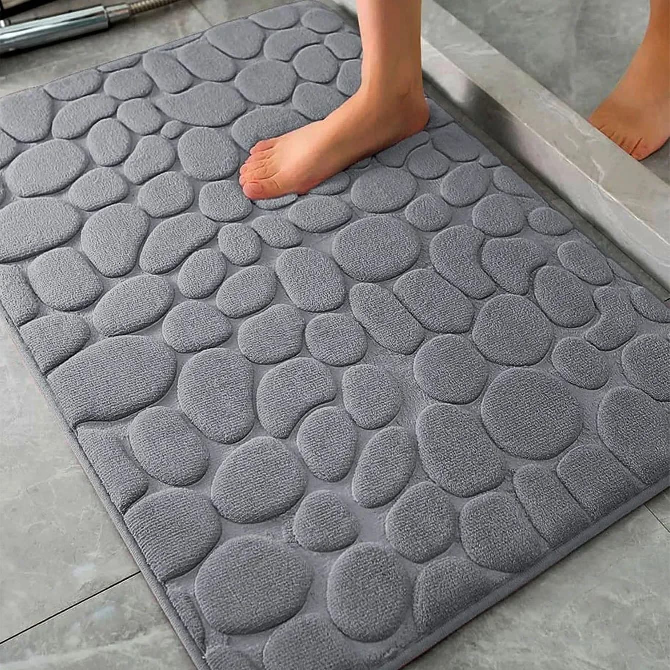 1 Pack Flannel Bathroom Rug, Pebble Embossed, Super Absorbent Non-Slip Soft Mat for Shower, Bathtub & Home Decor