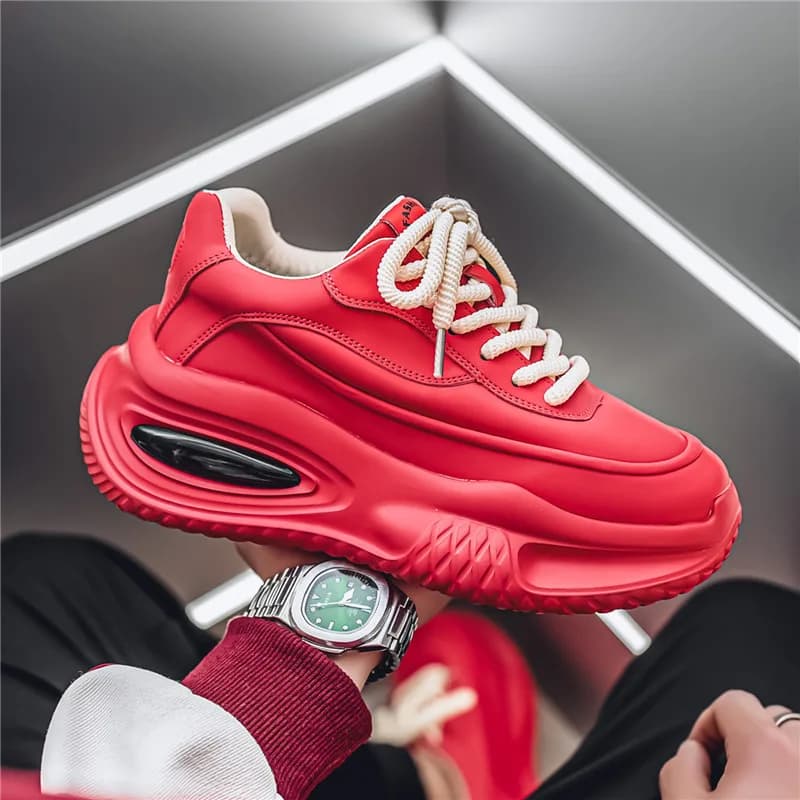 Suola spessa traspirante antiscivolo 2025 autunno vendita calda uomo scarpe casual sneakers sportive quattro stagioni alla moda e comode rosse