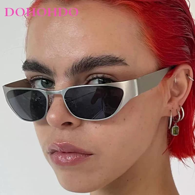 Occhiali da sole da donna vintage Cat Eye in metallo Occhiali da sole da donna di design di lusso alla moda con montatura piccola Occhiali da vista da viaggio per guida unisex UV400