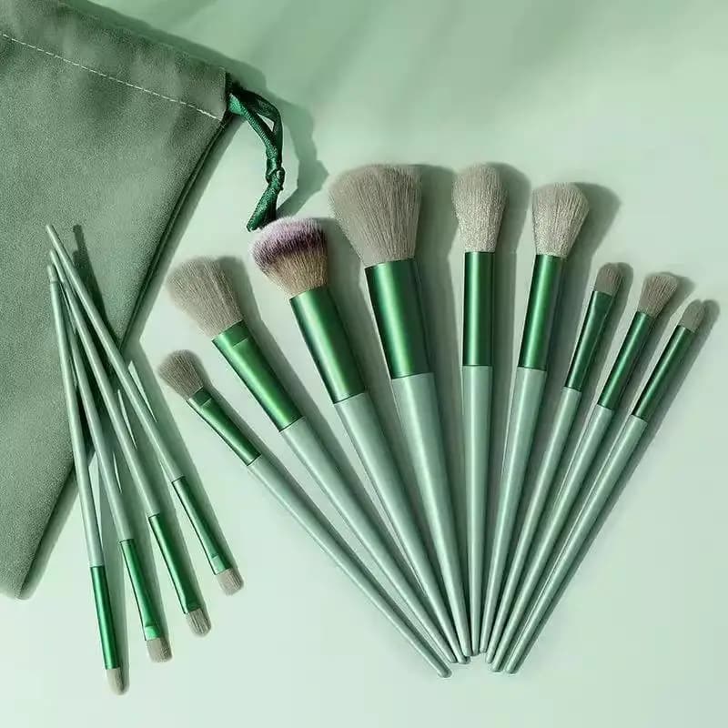 13 piece professional makeup brush set with mixed leather accessories - with soft brushes, suitable for beginners