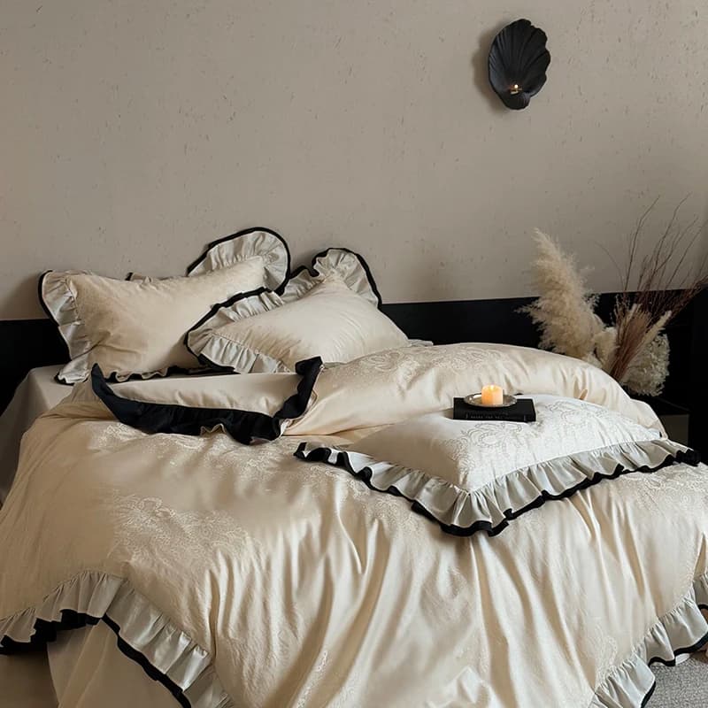 Set di Biancheria da Letto di Lusso in Cotone Egiziano 600TC Jacquard Champagne con Copripiumino con Volant, Lenzuolo Piatto/Con Angoli e Federe, 4 Pezzi