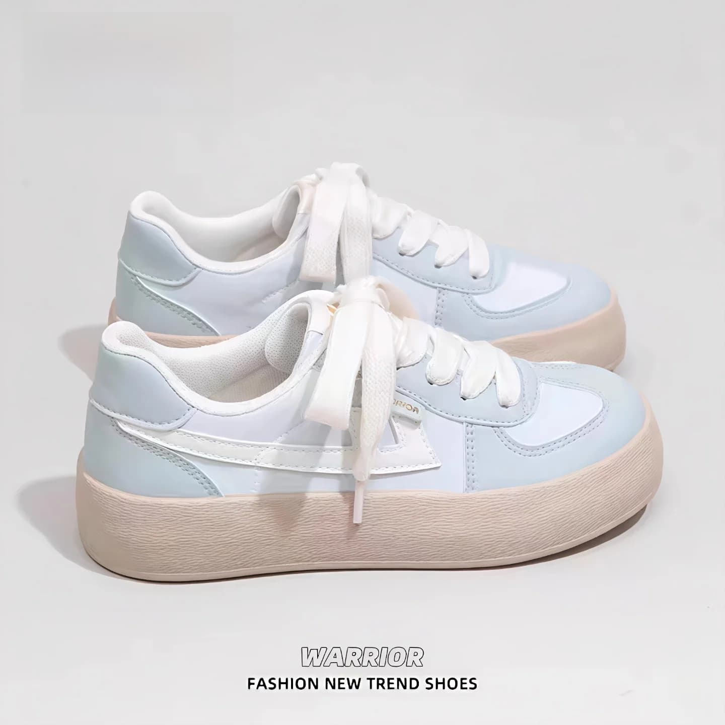 Scarpe Casual da Donna in Tela Primavera 2026 Nuovo Stile Versatile con Suola Spessa in Gomma, Punta Tonda, Sneakers Basse