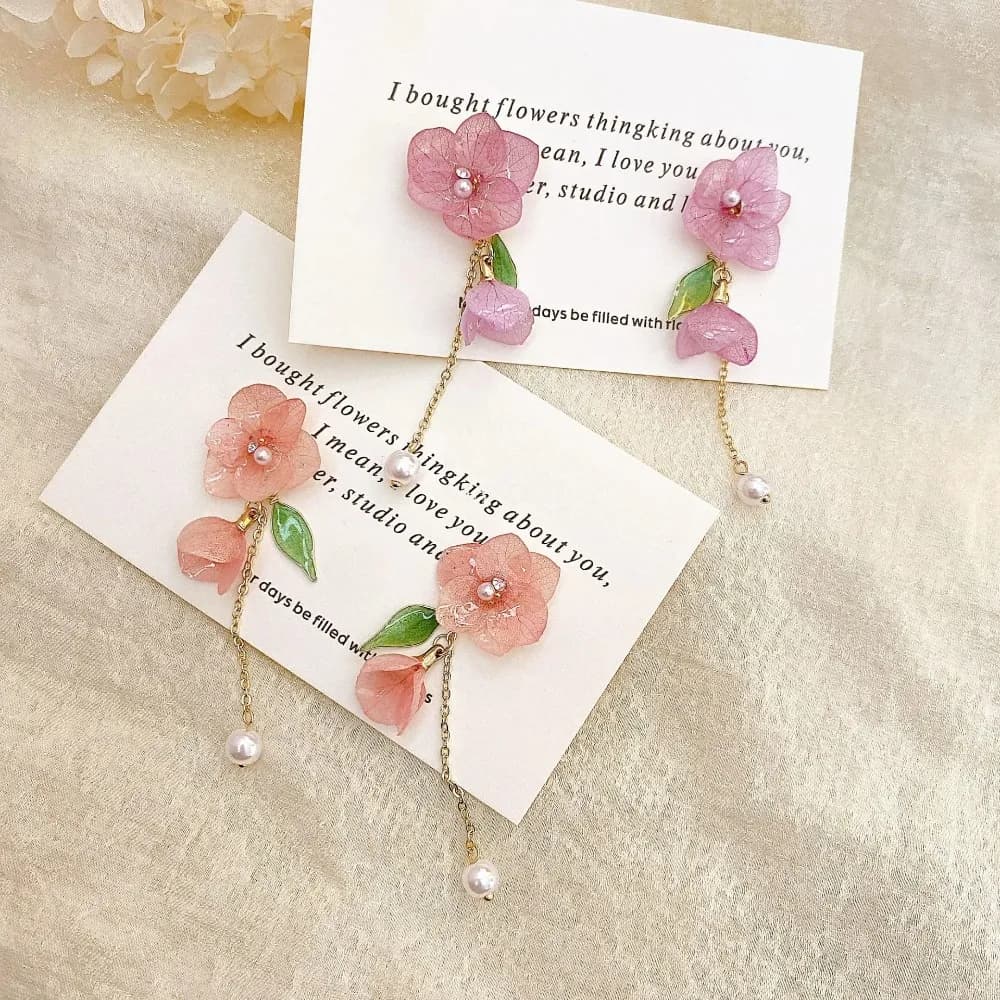 Handicraft Earrings with Natural Hydrangea Flowers, Elegant Long Earrings with Floral Nappe, Unique Design with Pressed Flowers, Wholesale