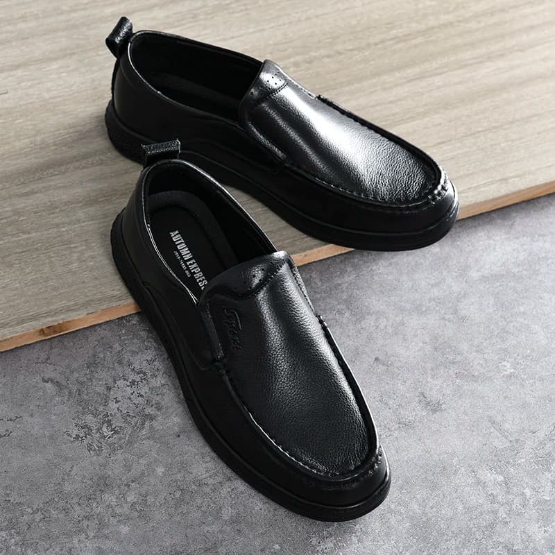 Mocassini Casual da Uomo in Pelle di Vacchetta Premium, Scarpe Comode con Punta Rotonda e Tacco Piatto per Primavera e Autunno