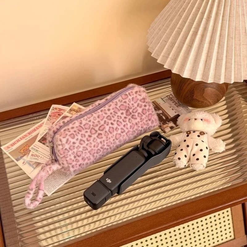 Borsetta per il Trucco in Peluche, Pochette Cosmetica Portatile con Stampa Leopardata, Organizer da Viaggio per Toilette, Porta Rossetti Femminile