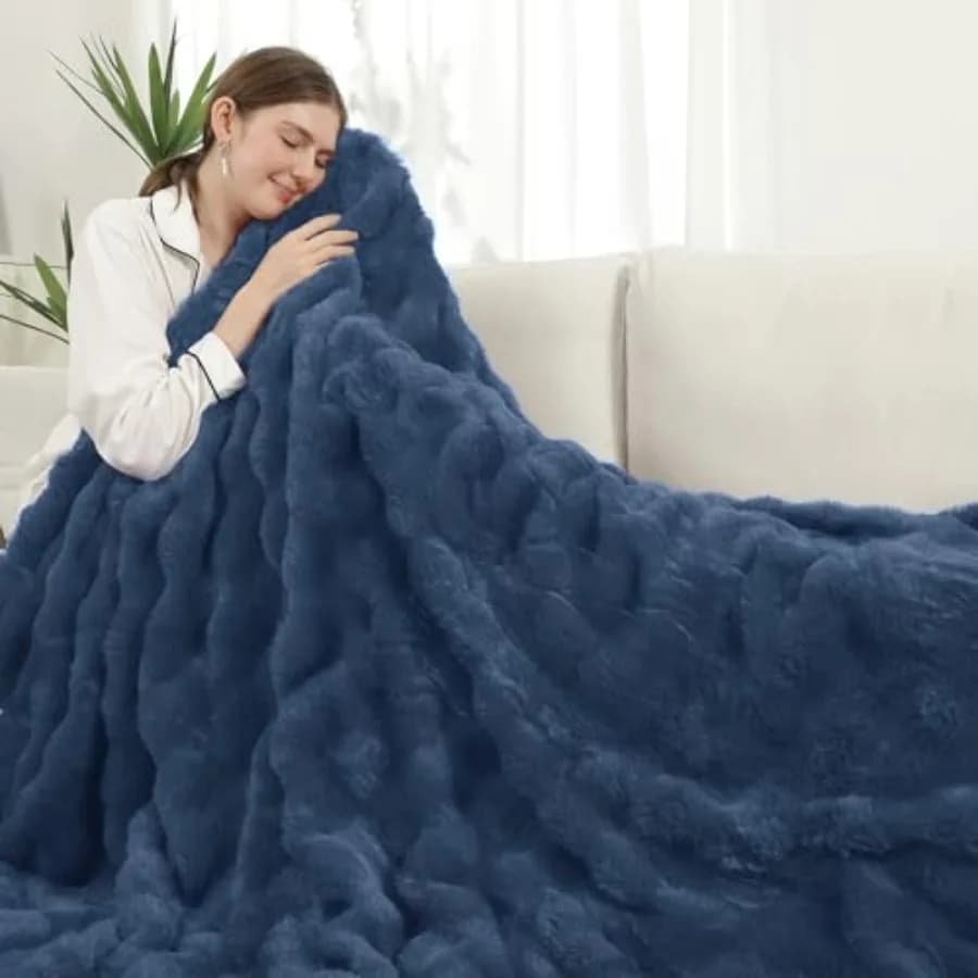 Coperta Elettrica Riscaldata Misura Full Size in Flanella e Finta Pelliccia di Coniglio, Coperta Termica in Pile a Bolle con 6 Impostazioni di Calore e Spegnimento Automatico da 1 a 10 Ore