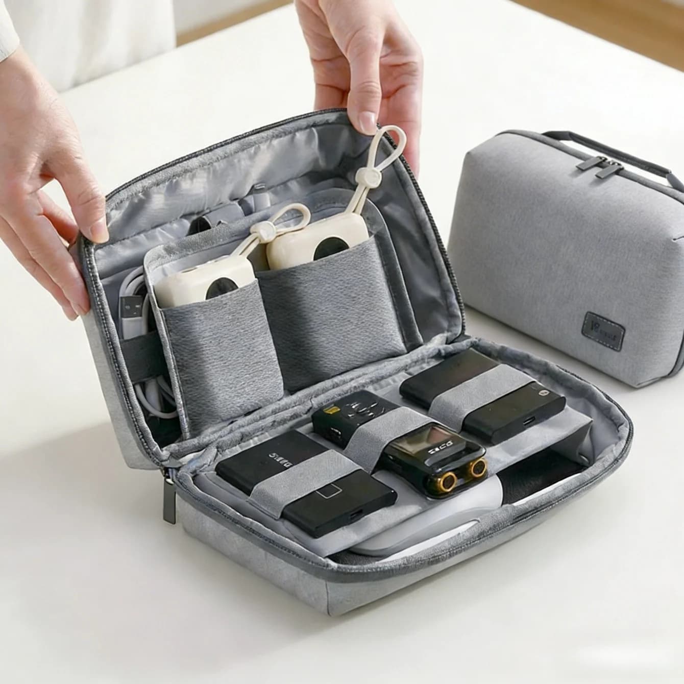 Custodia da viaggio per organizer per elettronica da 1 pezzo, organizer per cavi per borsa da viaggio resistente all'acqua per elementi essenziali, custodia per accessori tecnologici