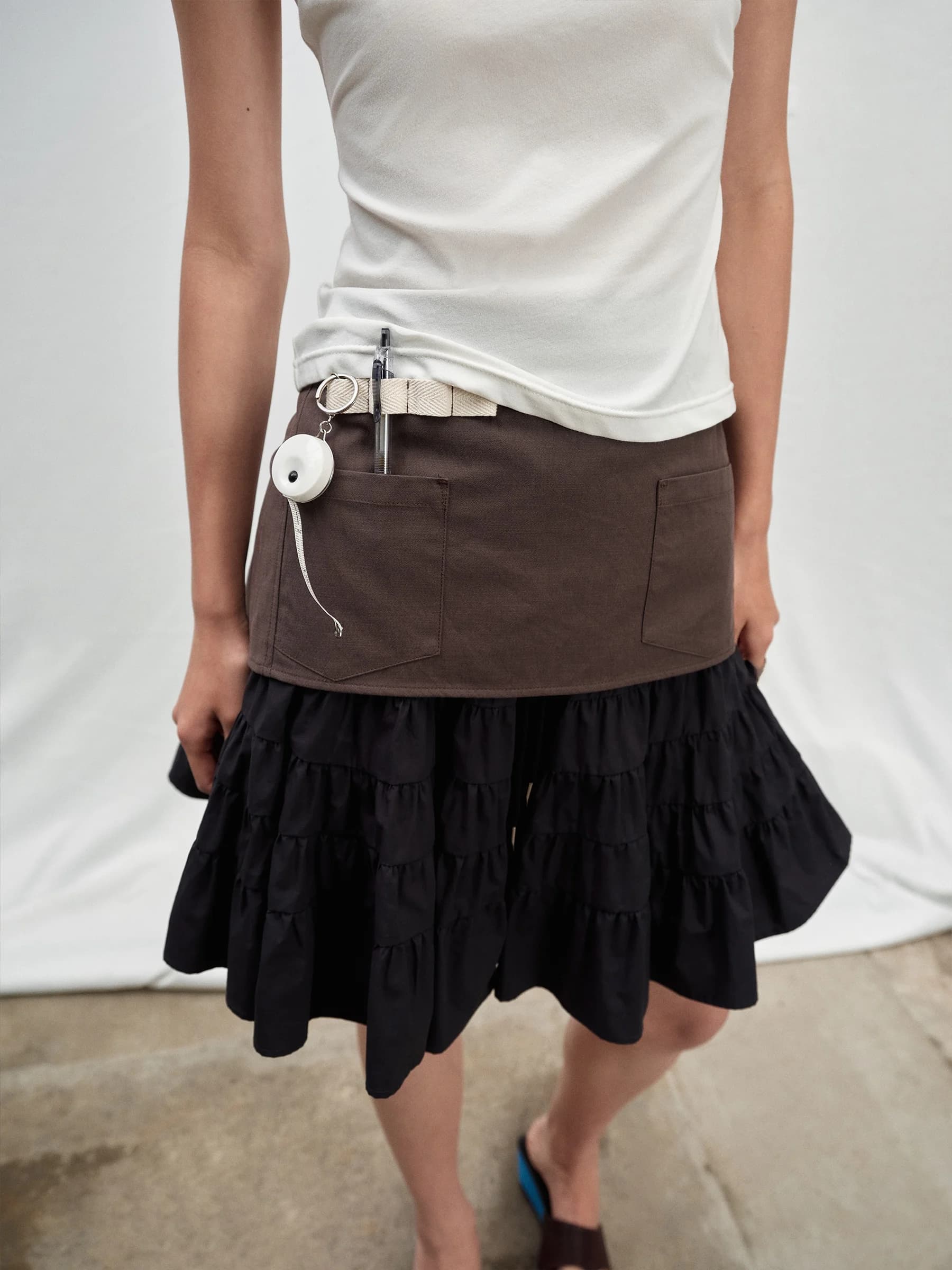 SHKUCO Short Apron Skirt Enhanced Layering Interest Cotton High Waist Design Ladies' Fashion Spring Summer Collection