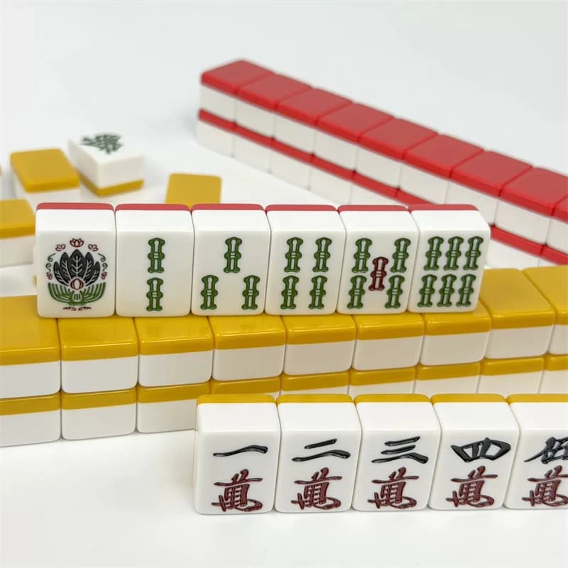 Hot Japanese family mahjong yellow blue mini travel portatile pieghevole macchina positiva thugs che gioca a piccolo mahjong