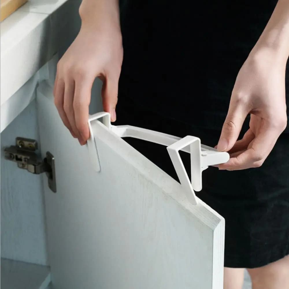 Portable No Drilling Towel Rack Hanging Towel Hard Plastic Towel Holder White Easy to Assemble Bathroom Accessories Cabinet Door