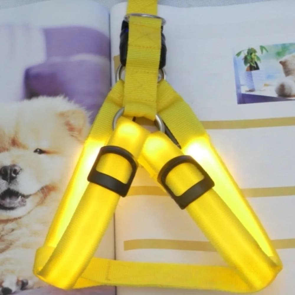 Pettorina per Cani LED Luminosa e Resistente, Regolabile e Ricaricabile, Imbracatura Luminosa per Animali Domestici, Gilet Lampeggiante Morbido per la Sicurezza degli Animali