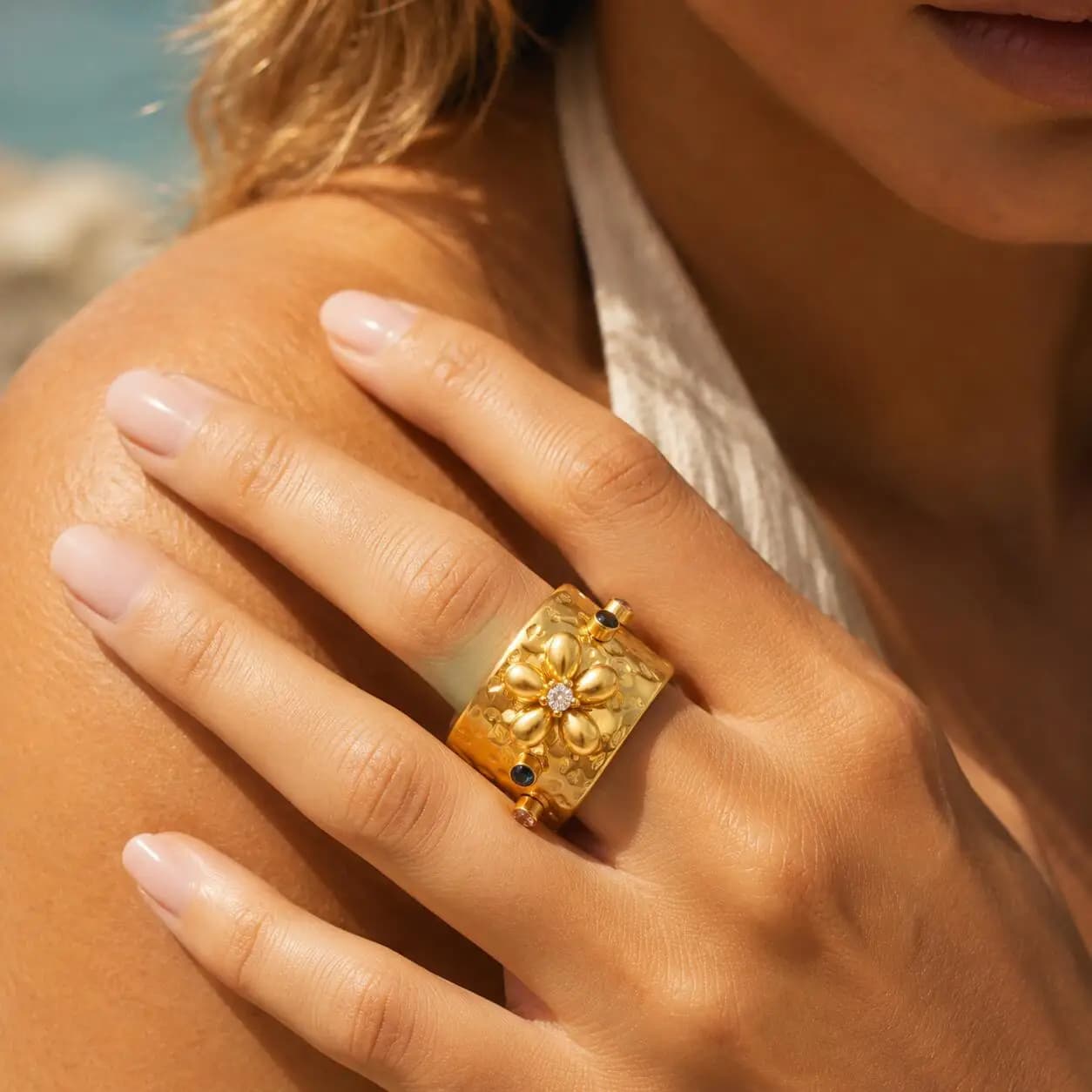 Vintage Hammered Flower Zircon Open Ring, 18K Gold Plated Stainless Steel Wide Brand, Waterproof Party Jewelry Hypoallergenic