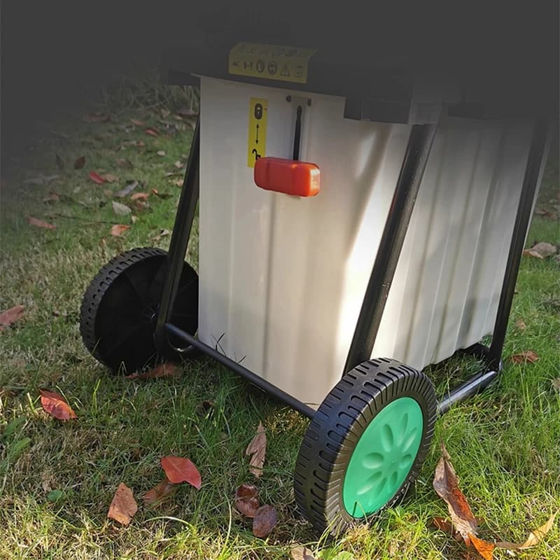 2800 W. High-powered garden wood chips for wood and branches. Compact electric feeder for household branches