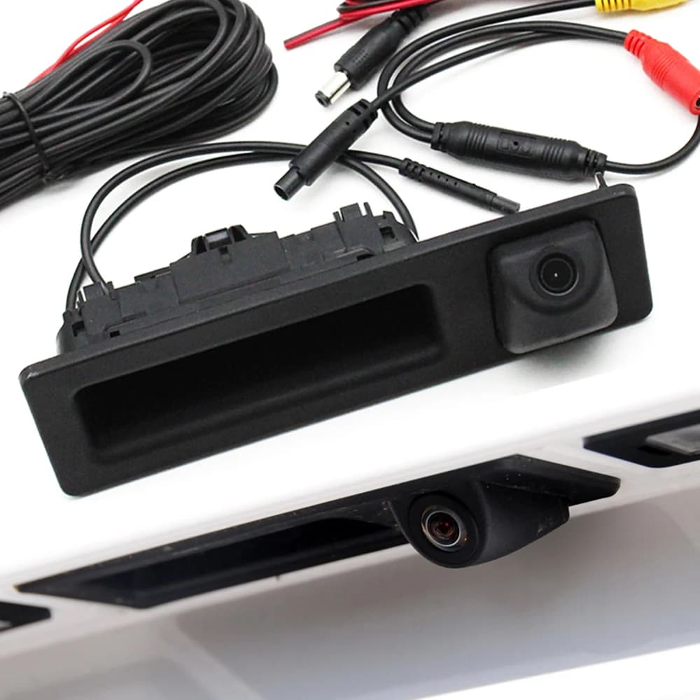 Interruttore della maniglia della porta del coperchio del bagagliaio dell'auto con telecamera posteriore di backup per BMW F20 F22 F30 F34 F36 F10 F01 F06 F48 F25 F26 F15 F16