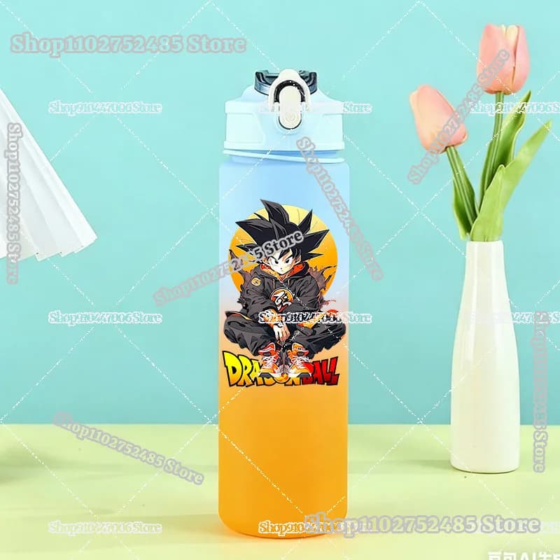 Borraccia Sportiva da 750ML Dragon Ball per Uomo e Donna con Coperchio Pop-up e Chiusura di Sicurezza, Tazza Portatile in Plastica con Gradiente Anime Goku, Regalo