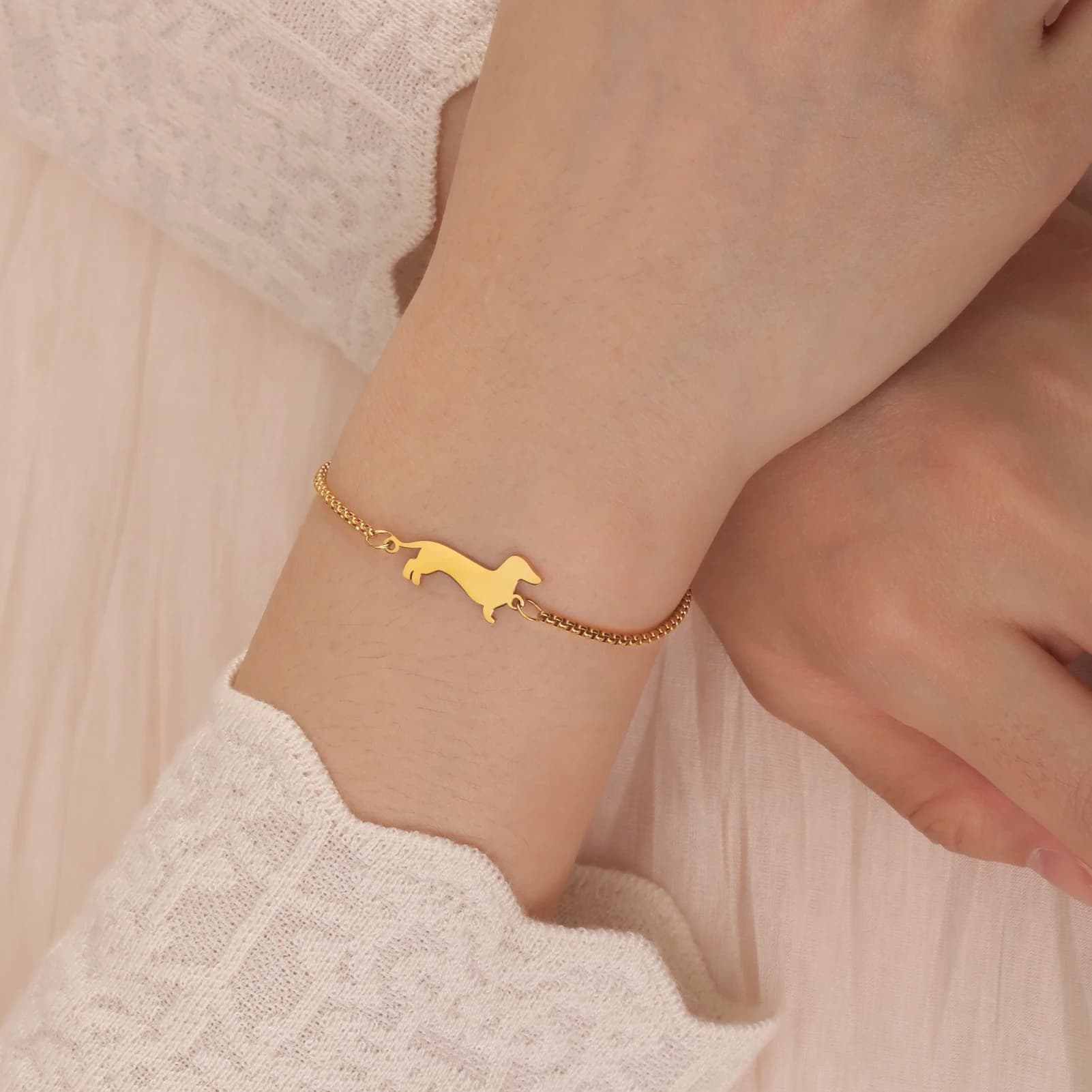 Braccialetti con ciondoli per cani bassotto per donna Catena con scatola in acciaio inossidabile Braccialetti con animali domestici per cuccioli carini Regalo di gioielli