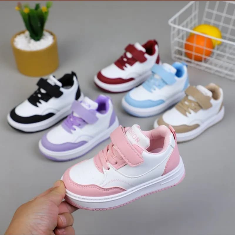 Low table shoes for children, breathable and wear-resistant boy sports shoes, four seasons low shoes for casual and versatile girls