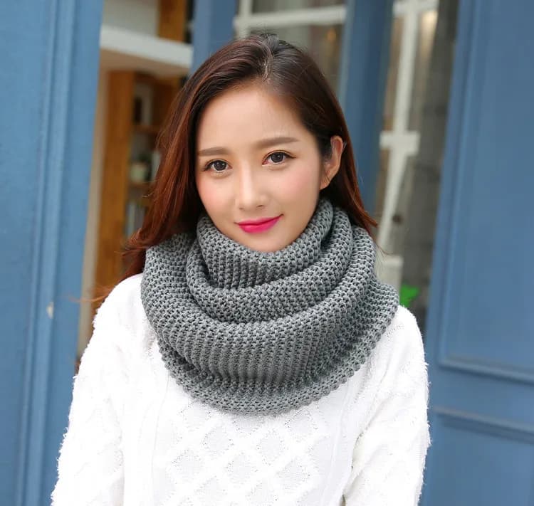 Sciarpa Invernale Donna a Maglia Infinity, Sciarpa a Cerchio per Collo, Sciarpa Super Spessa a Loop, Snood Unisex in Crochet Tinta Unita
