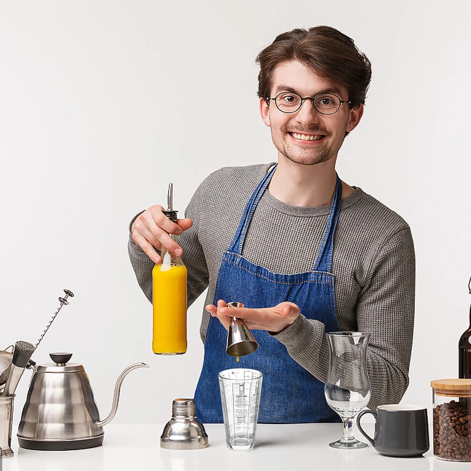 Shaker per Cocktail in Vetro da 400ml, Bottiglia Trasparente per Miscelare Vini, Antigoccia, per Uso Bar, Superficie Liscia con Scala Graduata, Facile da Pulire