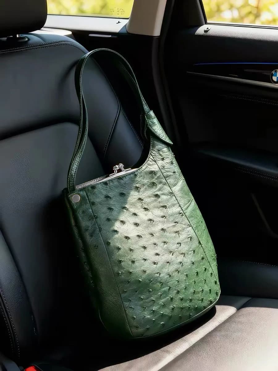 Nuova Borsa a Tracolla in Pelle Verde 2026, Borsa a Mano di Lusso di Alta Gamma, Borsa da Donna con Chiusura a Clip, Stile Casual
