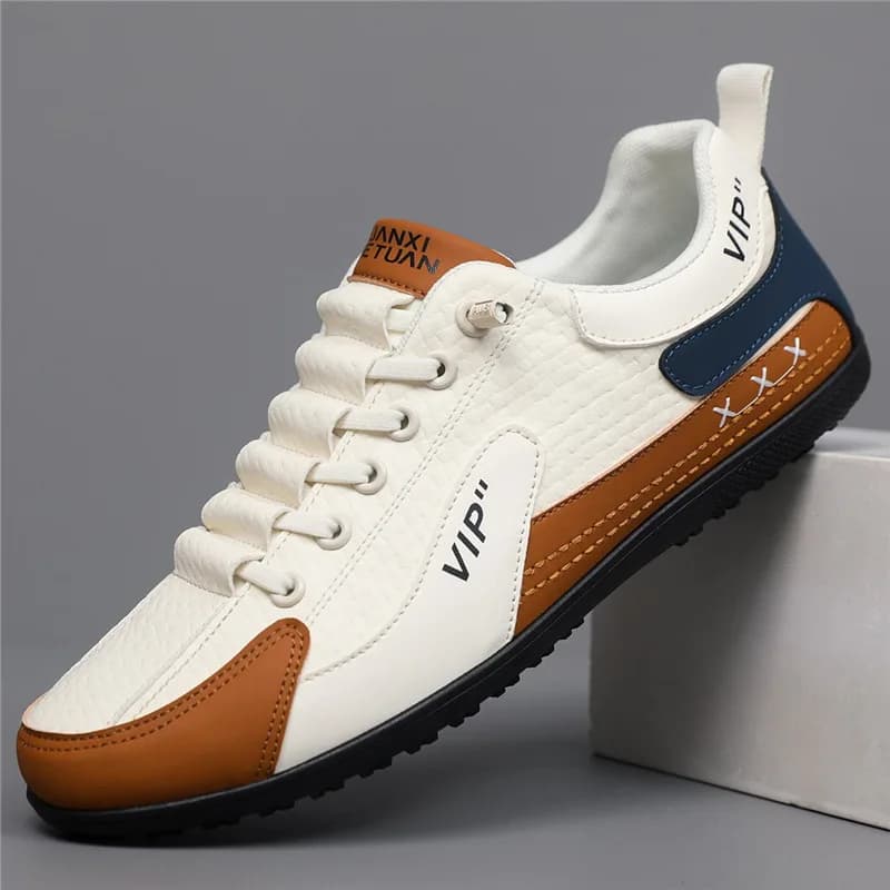 Mocassini da Uomo 2026 di Tendenza Leggeri con Suola Morbida Traspiranti Slip-on Casual da Guida Comodi Stile Semplice e Piatto