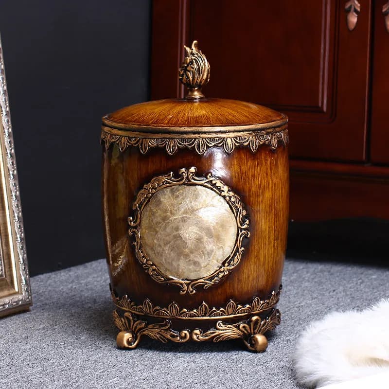 Cestino per Rifiuti Creativo con Coperchio, Bidone Decorativo Rotondo in Resina, Contenitore per Rifiuti da Scrivania con Coperchio