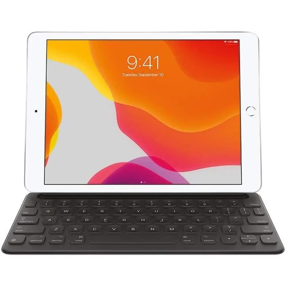 iPad rinnovati di 7a, 8a e 9a generazione e iPad Air di 3a generazione con tastiera Smart in inglese americano