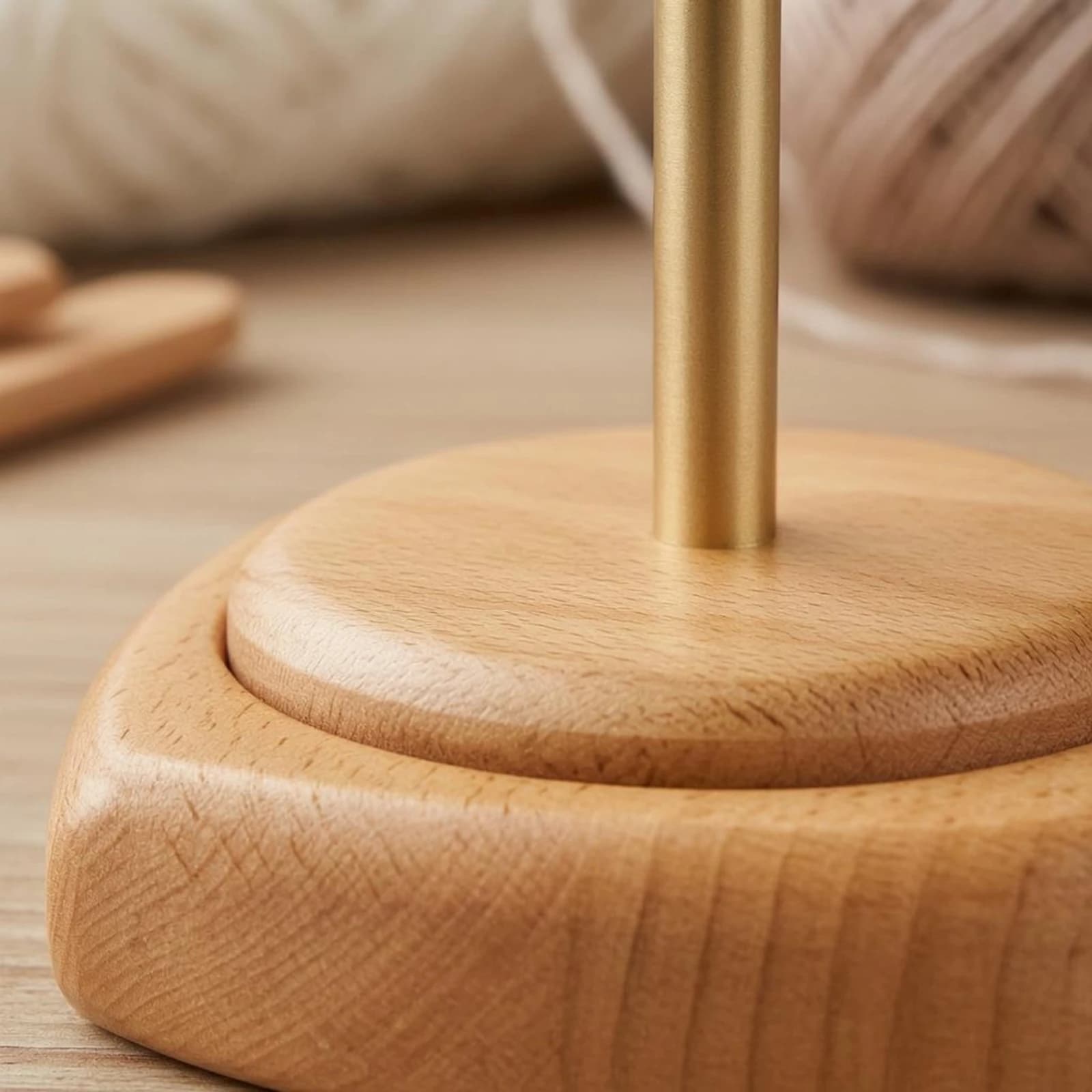 Yarn Spindle Holder Square Base Wooden Yarn Holder Craft Tool Even Tangletangle-Resistant for Weavers