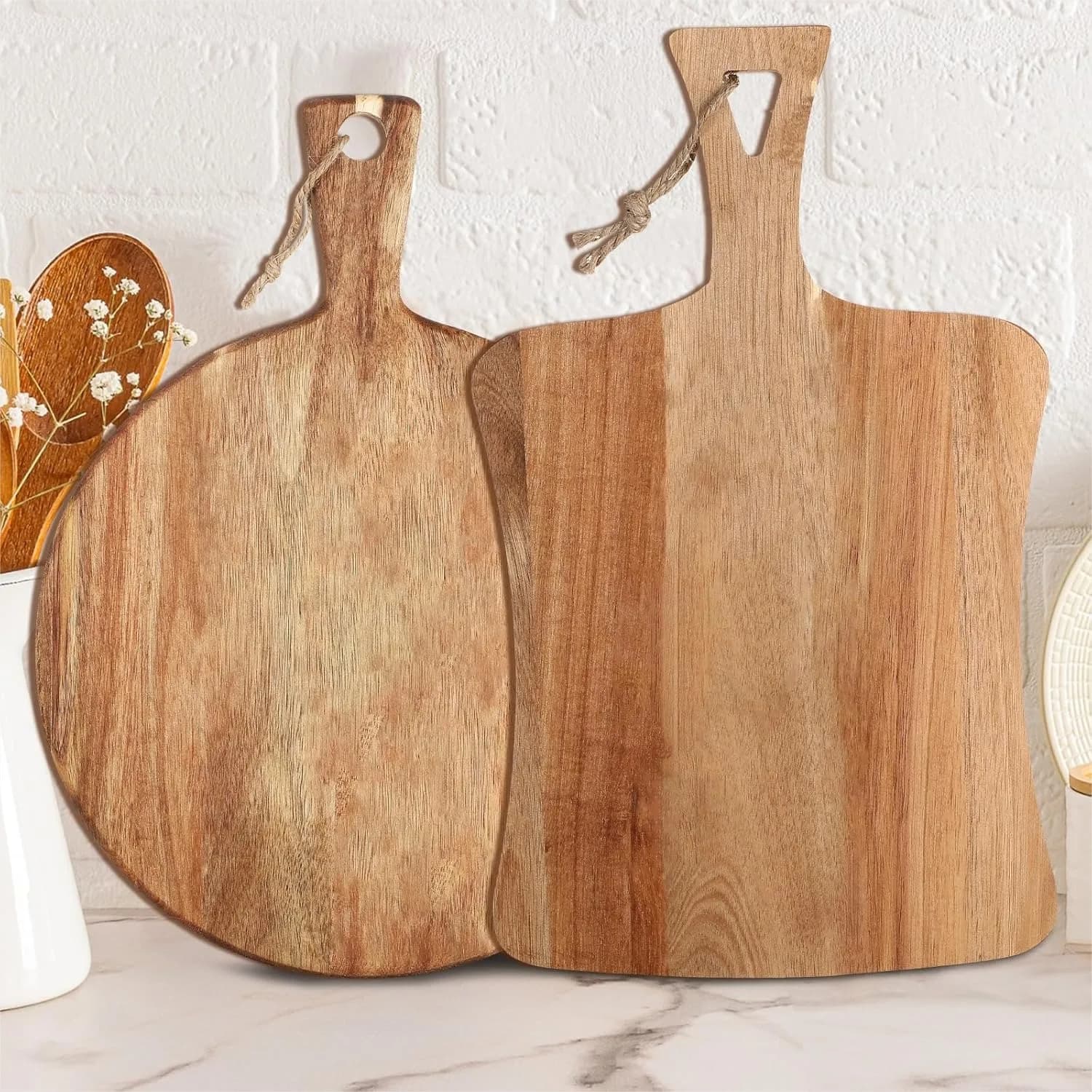 Set di 2 Taglieri in Legno di Acacia con Manico per Servire Formaggi, Carne e Pane