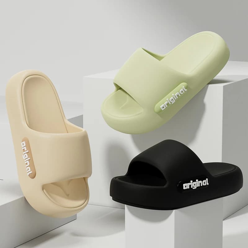 2026 Summer Platform Cloud Slippers Women Comfy Solid Color Soft Sole EVA Pillow Slides Woman Couple Non Slip Beach Flip Flops