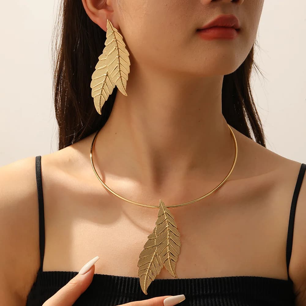 Earrings set with simple ring necklace with elegant double leaf and simple earrings set with light luxury metal collar