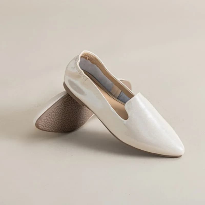 Leather Loafers for Woman Pointed Head Shallow Mouth Single Shoes Women's Inner Height Increase Commuting Women's Shoes