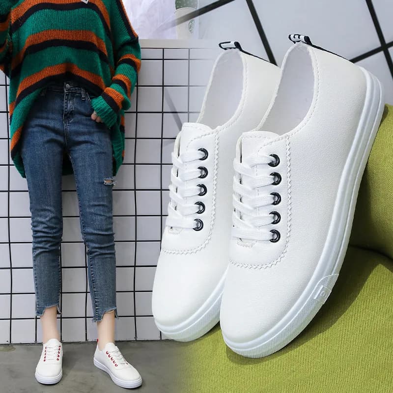 HKDQ Women's Sneakers Round Toe Flat Heel Lace-Up Leather-Look Upper Casual Walking Shoes
