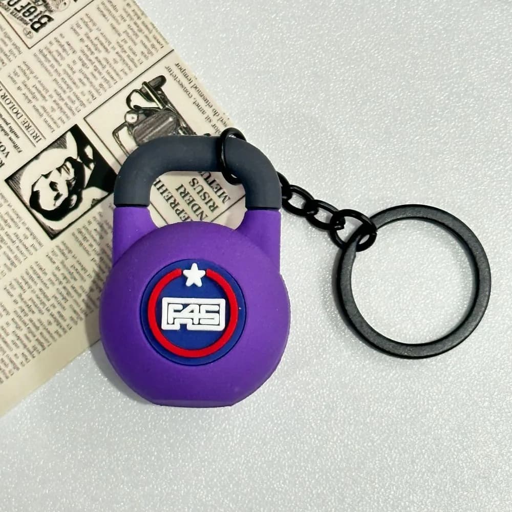 Keyring with Mini Weights, Water Glasses, Kettlebell and Simulated Manubris, Creative Pendant for Bag Fitness Series